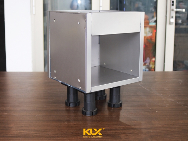 KLX8 – THÙNG TỦ BẾP INOX 3 LỚP KHÔNG MỐI HÀN
